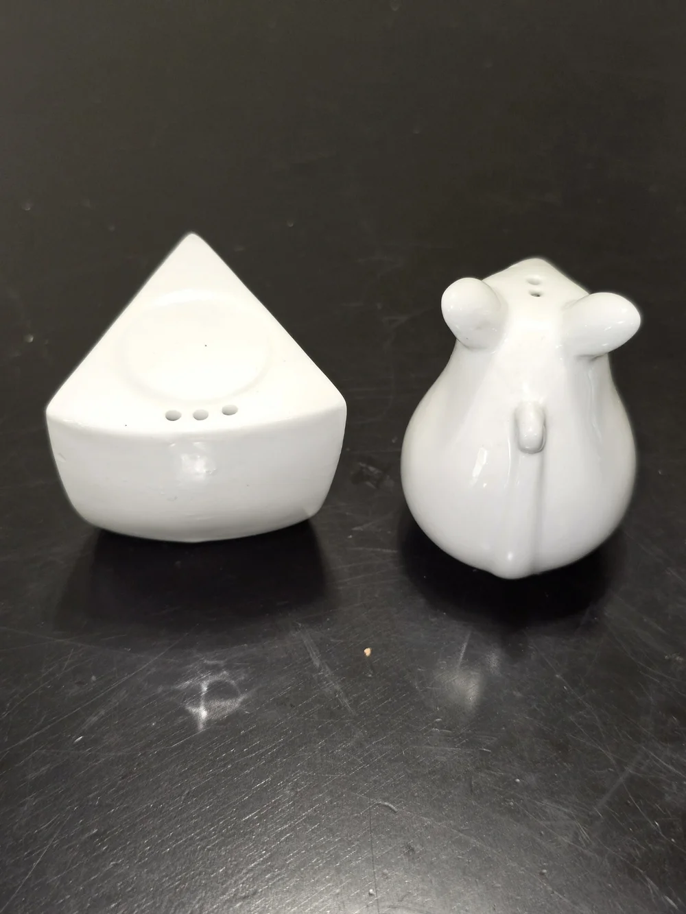 N/A set white